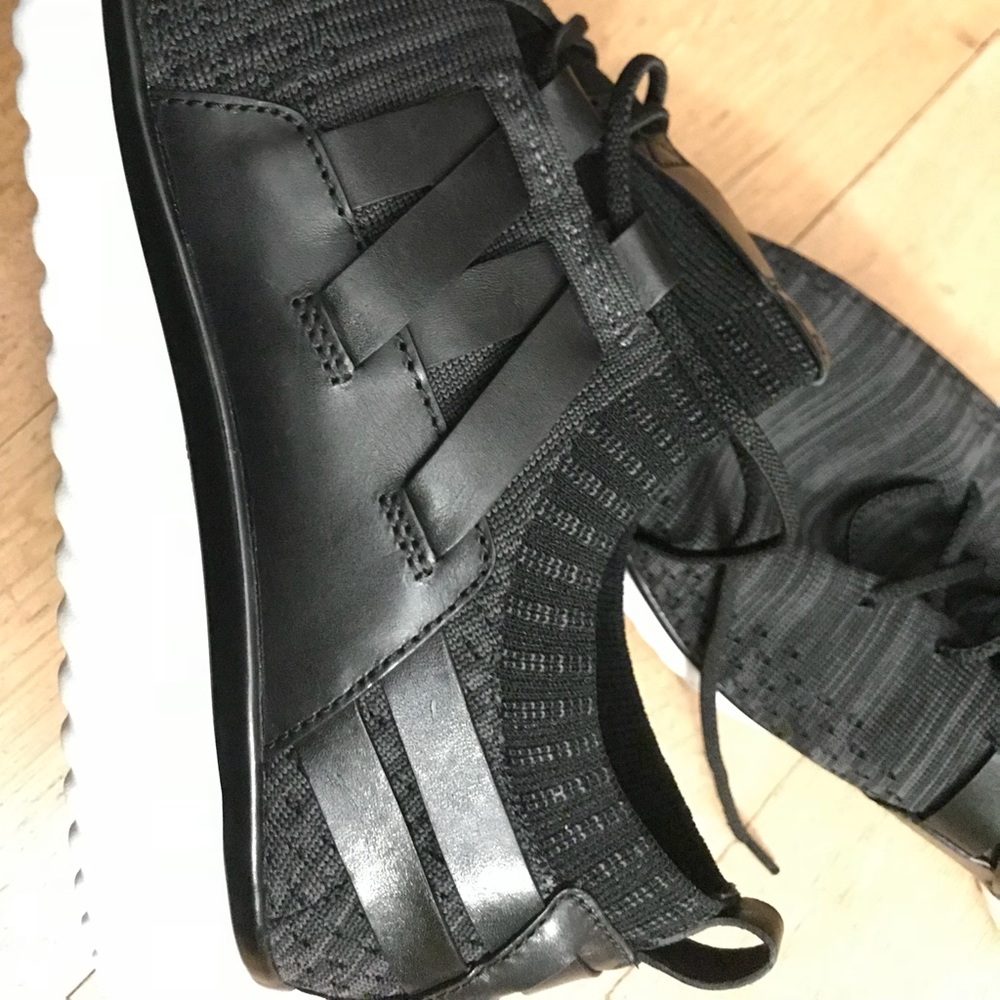 Cole Haan Grand Motion Woven stitch